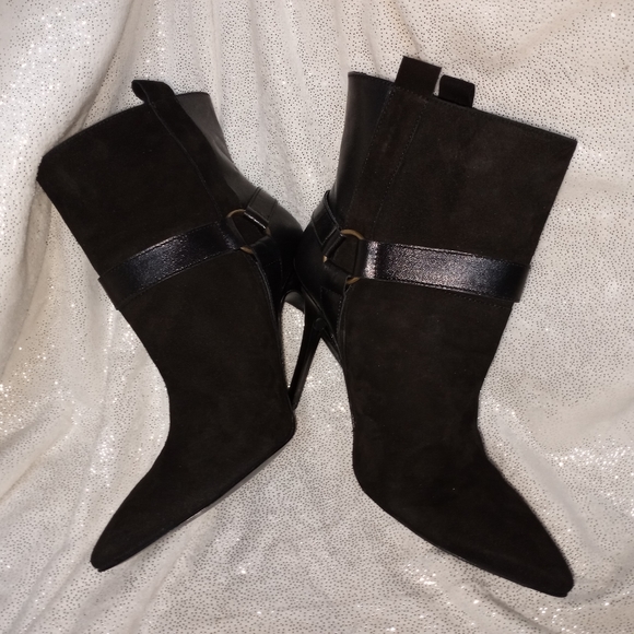 B2 (Browns shoes) stiletto booties - Picture 4 of 11